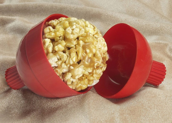 Easy Caramel Popcorn Balls