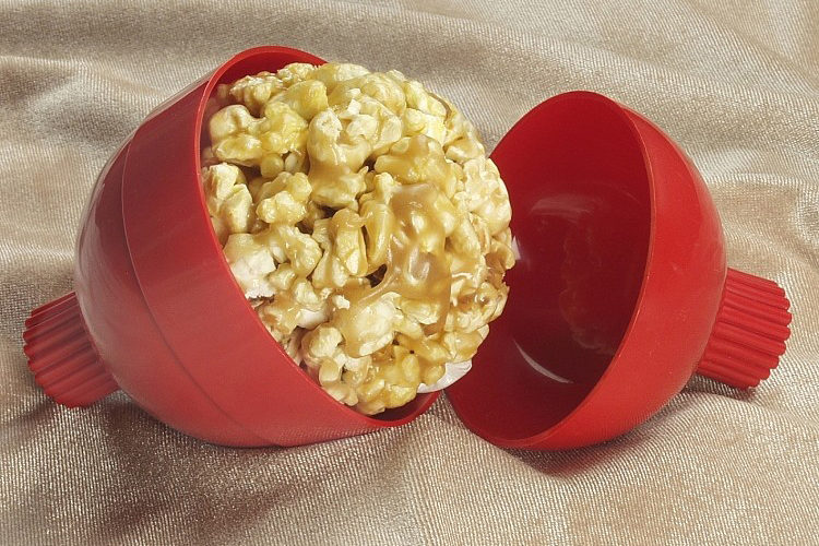 Recipe Image: Easy Caramel Popcorn Balls