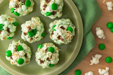 Minty Green Popcorn Clusters