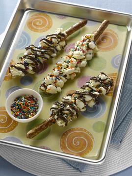 Recipe Image: Sweet N Savory Popcorn Pretzel Sticks