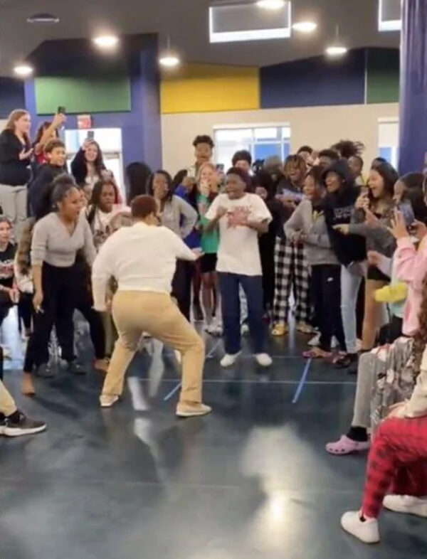 Students Go Wild After Teacher Accepts a Dance-off Challenge