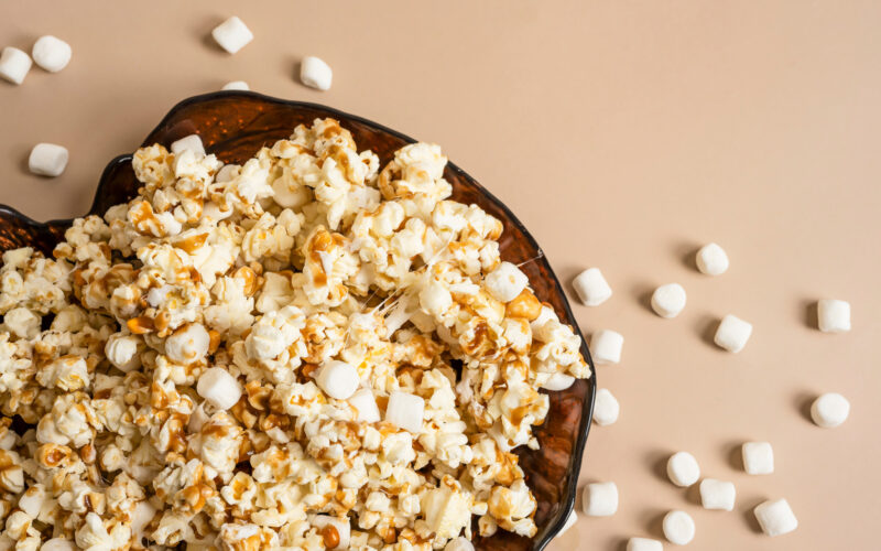 JOLLY TIME® Popcorn recipe: Marshmallow Caramel Popcorn